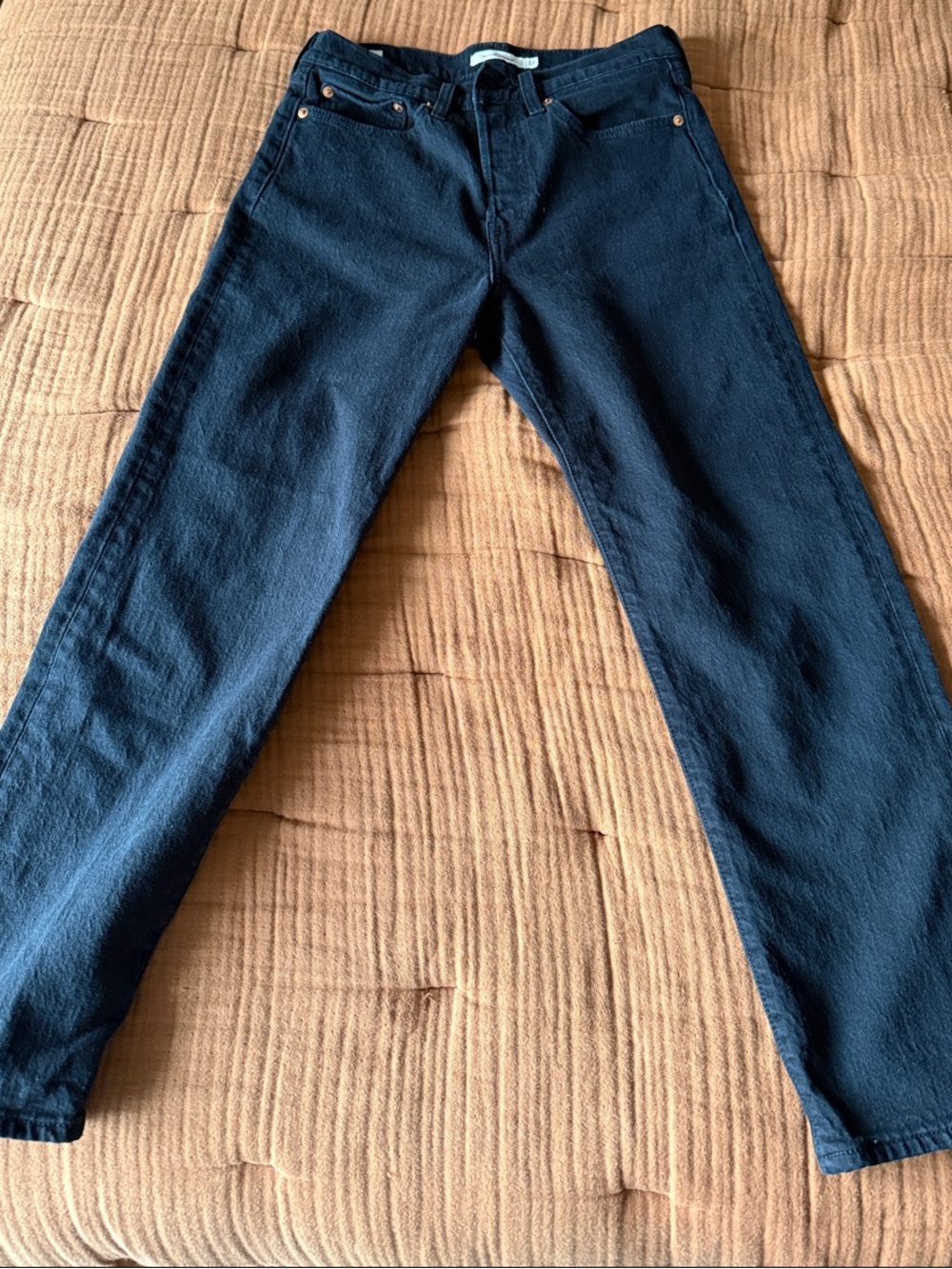 Levi's Black Ankle-Length Cropped Jeans